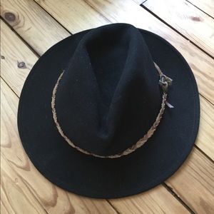 Vintage Black Wool Hat